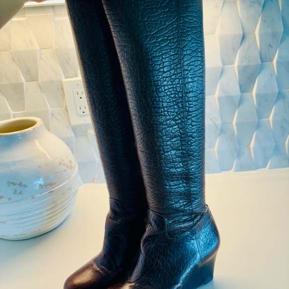 Tory Burch Deep Mahogany brown wedge boots. Perfect for Fall🍁🍂 - Picture 7 of 8